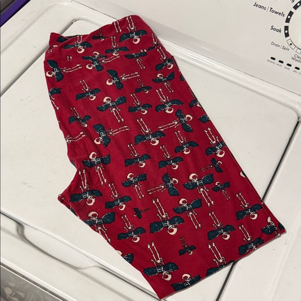 LuLaRoe Red Leggings with black  & White Pattern